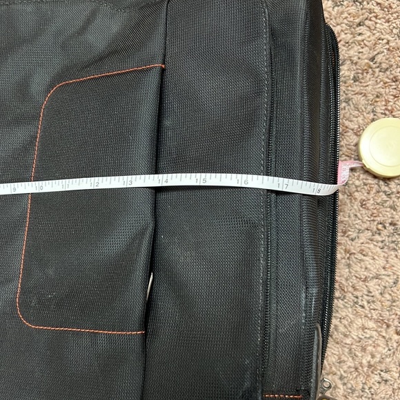 Briggs and Riley - Picture 7 of 16